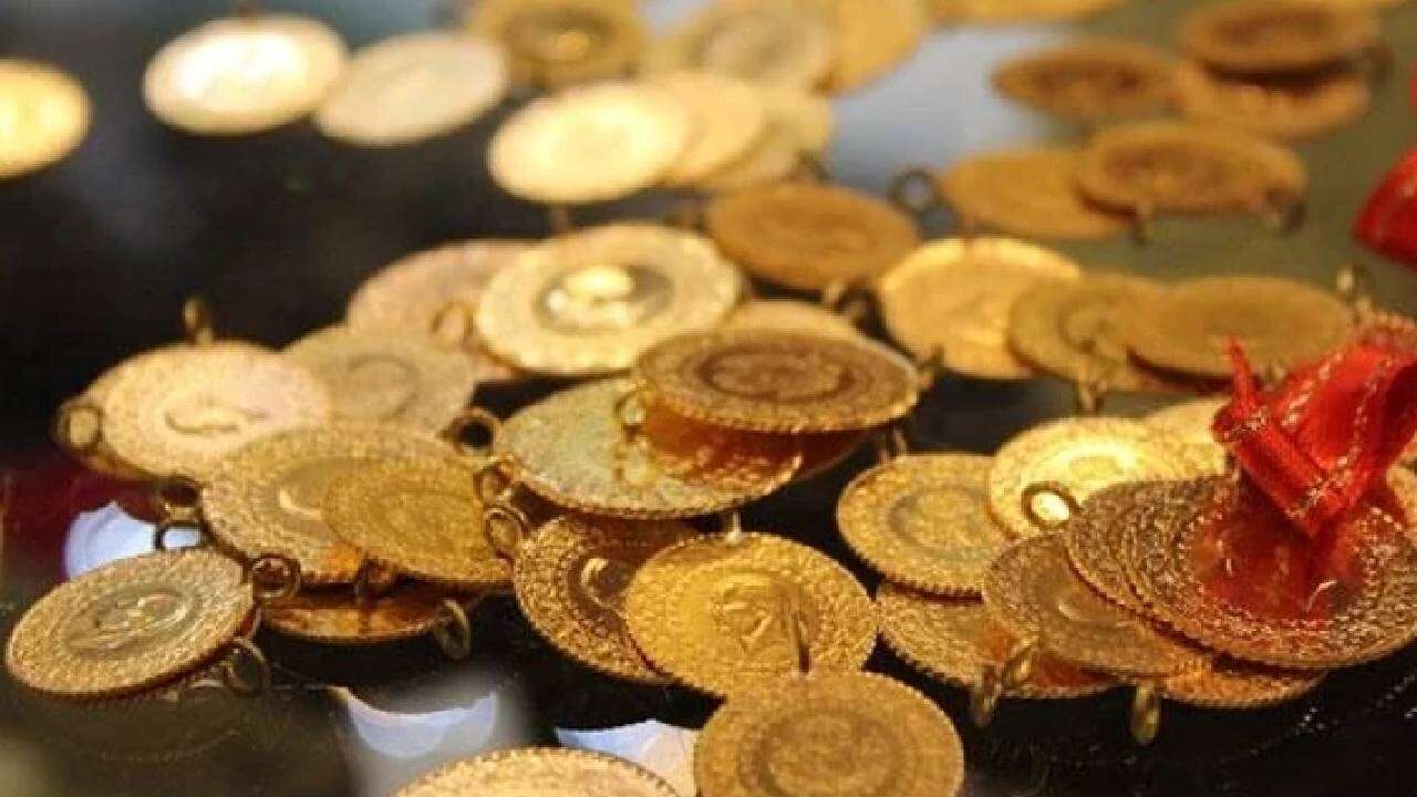 Altın yatırımcısı bu sefer bayram edecek! Uzman ekonomist tarih verdi: Gram altında tarihi zirve geliyor, hazır olun 7